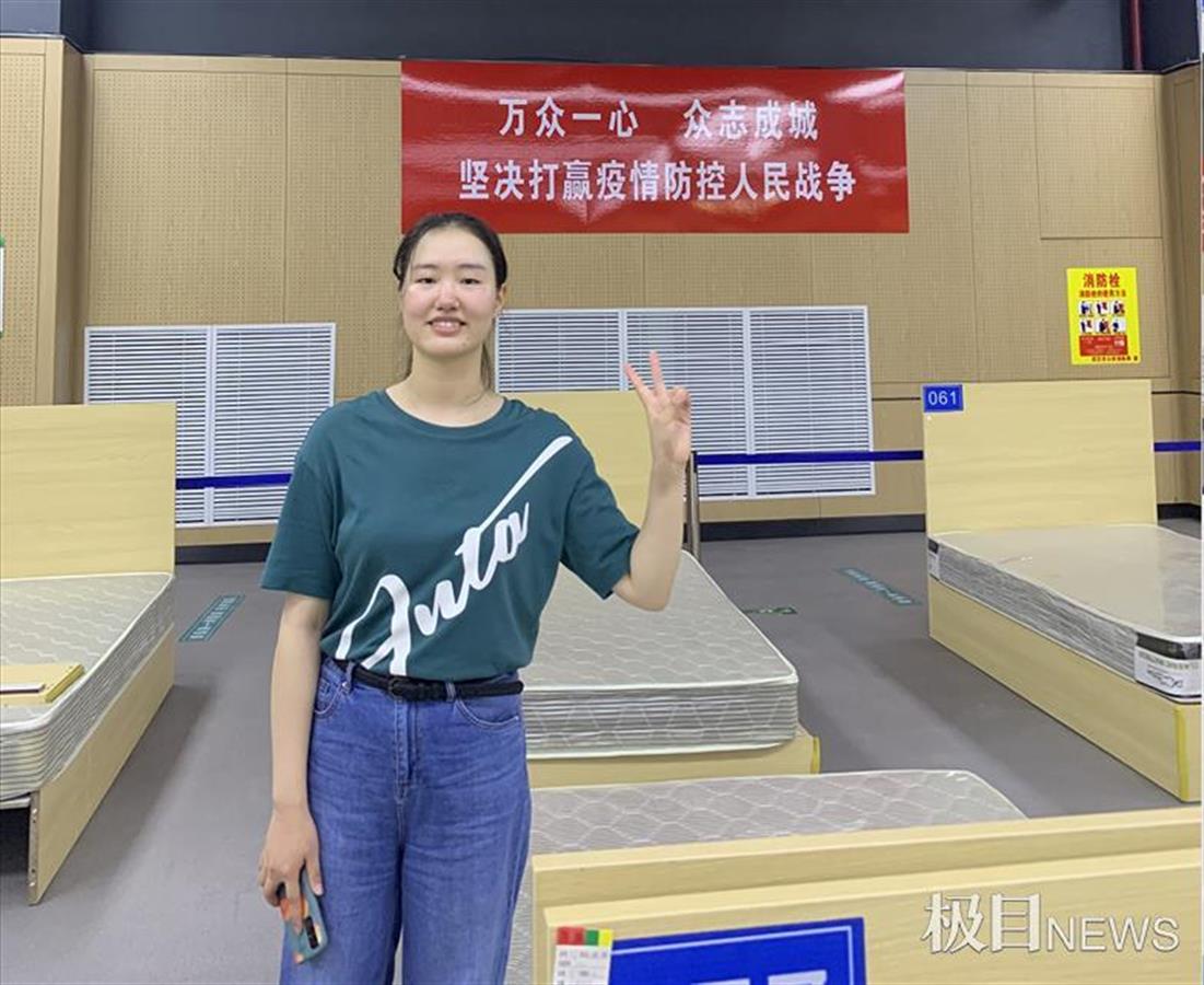 方舱考研女孩重游江夏方舱医院，已圆梦湖南中医药大学