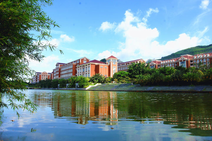 湖南2020高职专科平行志愿投档分数线公布,部分院校远超三本线,理科最高分逼近二本线!(图2) 湖南2020高职专科平行志愿投档分数线公布,部分院校远超三本线,理科最高分逼近二本线!(图2)