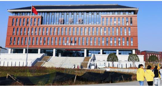 湖南这五所医学类高校,师资力量雄厚,最低门槛400分可报考(图6) 湖南这五所医学类高校,师资力量雄厚,最低门槛400分可报考(图6)