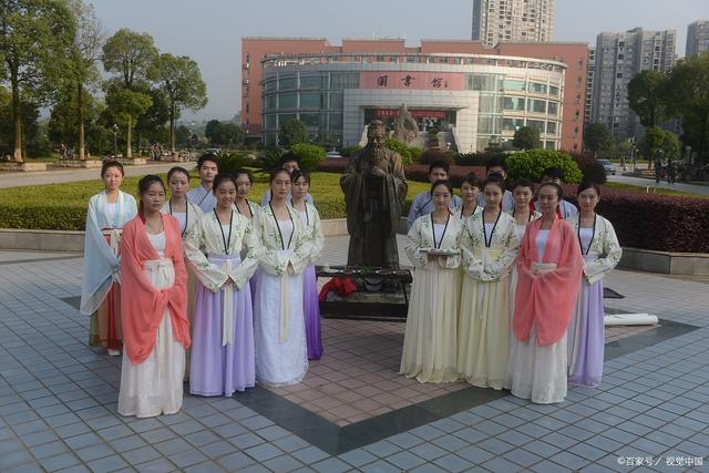 2022中医药大学排行榜出炉,湖南中医药大学跌出前十,原因是什么(图7) 2022中医药大学排行榜出炉,湖南中医药大学跌出前十,原因是什么(图7)
