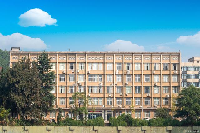 重磅!湖南中医药大学湘杏学院2022级新生迁址湘阴校区就读(图2) 重磅!湖南中医药大学湘杏学院2022级新生迁址湘阴校区就读(图2)